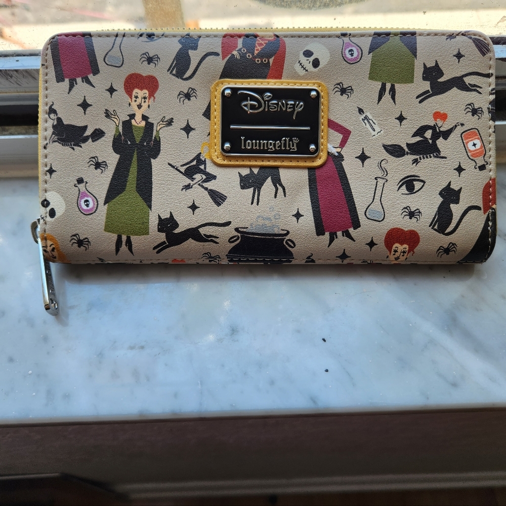 Loungefly Hocus Pocus wallet.